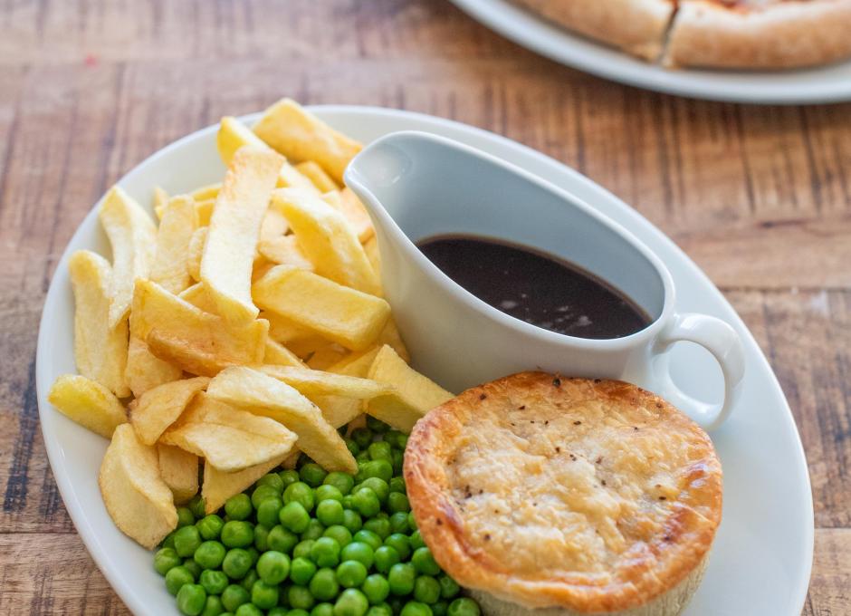 Woolacombe Sands Holiday Pie & Pizza in the Clubhouse Bar