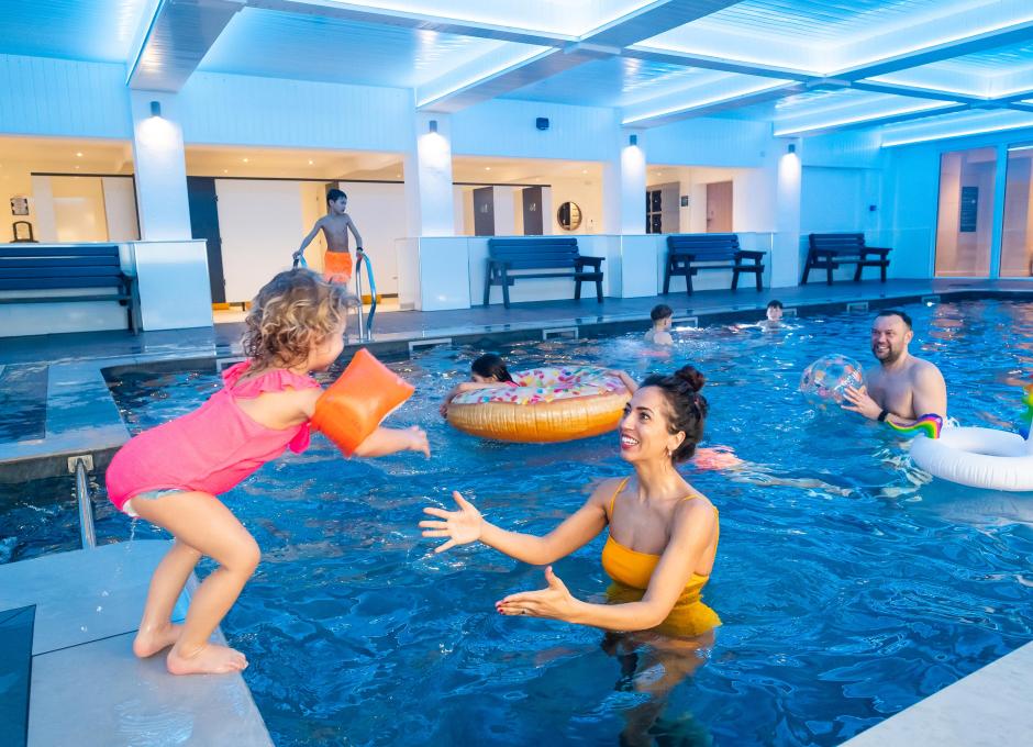 Woolacombe Sands Holiday Park Family enjoying the Indoor Swimming Pool